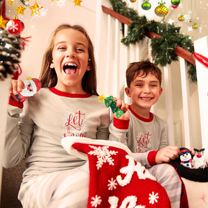 Juguetes Blandos de Mochi Navideños Grandes de 4.2 Pulgadas, Pelotas Antiestrés de Espuma y PU, Juguetes Sensoriales Unisex para Regalo - Product Image 2