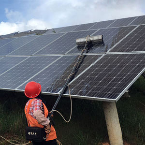 Équipement de nettoyage de panneaux solaires avec perche télescopique en aluminium 4M/5M/7M, perche alimentée en eau, brosse rotative pour le nettoyage des panneaux solaires - Product Image 4