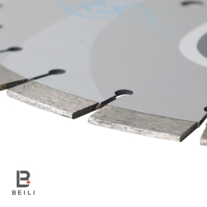 Hoja de sierra de hormigón personalizada de 650mm y 26 pulgadas de ingeniería de precisión para corte de paredes de ladrillo - Product Image 1