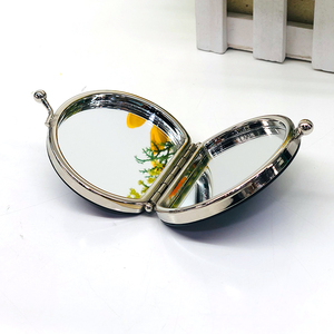 도매 주문을 받아서 만들어진 미니 금속 구조 포켓 거울 양면 휴대용 사용자 정의 로고 판촉 품목 내구성 - Product Image 6