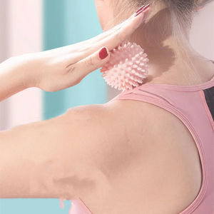 Pelotas de PVC Ecológicas de 7.5CM/9CM al por Mayor para Yoga, Fitness, Gimnasio, Ejercicio, Relajación Muscular, Puntos de Fascia, Pelota de Masaje para Manos, Pies y Columna Vertebral - Product Image 6