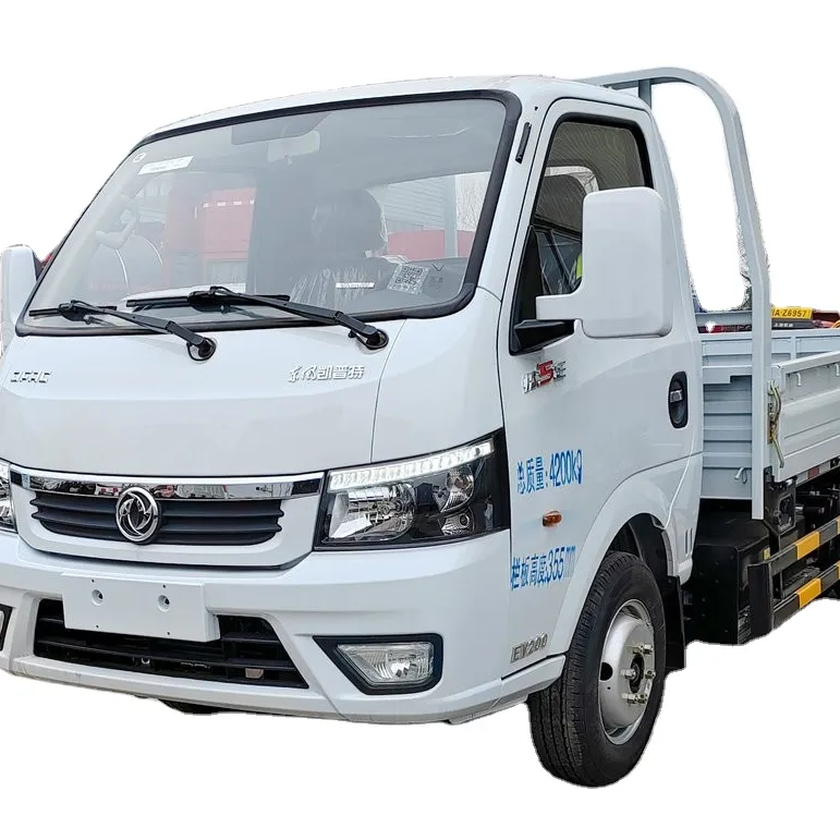 Dongfeng Truk Listrik Merek Baru 4X4 dengan Truk Kargo Bodi Kotak dengan Versi Eropa dan Versi Korea