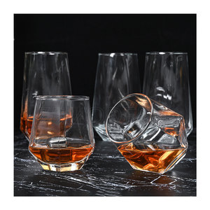 Classique et moderne sans plomb à l'ancienne diamant <span class=keywords><strong>verre</strong></span> roche verres à whisky <span class=keywords><strong>cristal</strong></span> clair pour <span class=keywords><strong>rhum</strong></span> <span class=keywords><strong>verre</strong></span> tasse <span class=keywords><strong>verre</strong></span> à whisky - Product Image 1