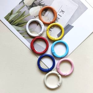 Xinran Jewelry Colorful Metal <b>Key</b> <b>Ring</b> 25mm Spring Buckle Round Fashion Accessory for <b>Bag</b> and Doll Pendant Waterproof - Product Image 2