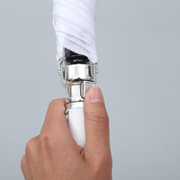 Parapluie de mariage pliant automatique à deux sections, design classique, poignée en plastique blanc, 8 baleines, revêtement en zinc, polyester 170T, prix compétitif