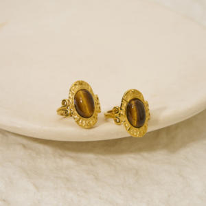 خاتم من الفولاذ المقاوم للصدأ مطلي بالذهب عيار 18 قيراط بتصميم عتيق لعام <span class=keywords><strong>2026</strong></span>، مرصع بحجر عين النمر الطبيعي بنمط المطرقة - Product Image 2