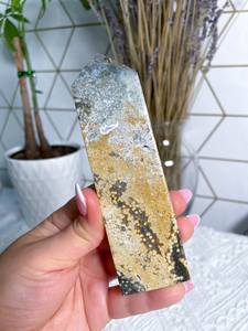 Tour carrée en jaspe océanique naturel, pointe de cristal polie pour la guérison, obélisque en quartz de haute qualité pour la décoration intérieure et la méditation Reiki - Product Image 3