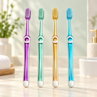 Brosse à dents manuelle pour adultes avec logo personnalisé, manche transparent, poils doux, qualité supérieure, soins dentaires