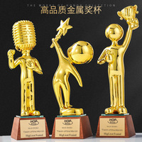 Design créatif trophée en métal cristal plaqué or trophée personnalisé événement d'entreprise mémorial prix tasse statuette personnalisée