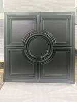 Plaque de plafond carrée 3D en relief métallique, panneau de plafond en PVC imperméable, décoration de luxe pour le design des plafonds des hôtels, des halls et des restaurants