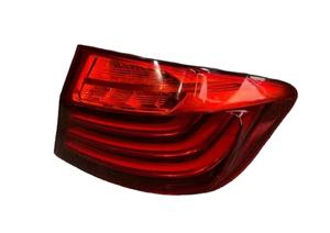 ไฟท้าย LED ซีนอนคุณภาพสูง <span class=keywords><strong>Wuhuan</strong></span> สำหรับรถยนต์ซีรีส์ 5 รุ่น F10/F18 ปี 2014-2017 เลนส์สีแดงใหม่ 12V 12W 5000LM ใช้ได้กับรถยนต์ทั่วไป - Product Image 2