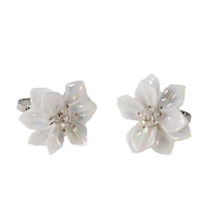 2024 nouveau acrylique incrusté de diamants blanc fleur serviette anneau mariage fête <span class=keywords><strong>Diner</strong></span> Table décoration - Product Image 5