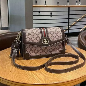 Bolso Tote de Alta Calidad para Mujer, Diseño Famoso de Moda, Bolso de Hombro Simple y Elegante - Product Image 2