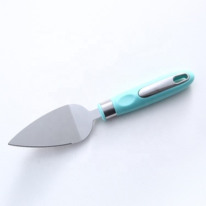 Tagliapasta e Servitore di Formaggio <span class=keywords><strong>con</strong></span> Lettere per Decorare Torte, in Plastica Blu e Manico in Acciaio Inossidabile - Product Image 5