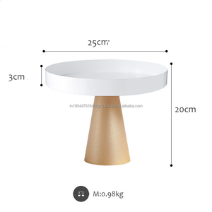 Nuevo soporte de pastel de llegada con acabado de metal de alta calidad para decoración del hogar y usos ocasionales con acabado dorado - Product Image 5