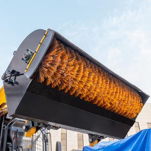 Accesorios para cargadores de dirección deslizante: cubos vibratorios, abridores de discos, excavadoras de árboles, quitanieves, apisonadoras de clasificación - Product Image 4