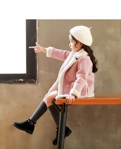 Fournisseurs de vêtements pour enfants en Chine, manteaux chauds en fourrure rose magnifiques pour filles, hiver - Product Image 4