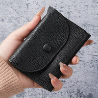 Pochette de rangement mini portable en cuir PU grainé rose avec bouton-pression, couleur unie, en cuir souple, format compact, pour usage quotidien, petite pochette de rangement