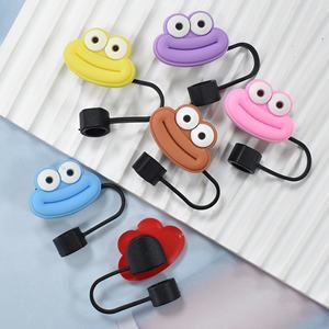 Nuevo Diseño, Cubre Pajitas de Plástico de 10 mm con Dibujos Animados, Adorno Creativo para Pajitas con Pegamento Suave, Decoración para Fiestas - Product Image 1