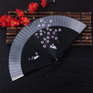 Éventail pliant en bambou de style chinois, grand éventail rouge, artisanal, peint à l'encre, pour la danse classique, collection été 2026 pour femmes - Product Image 2