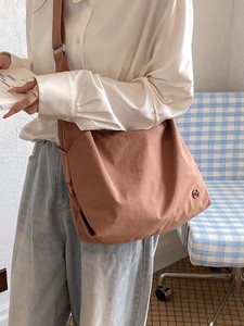 Bolso Hobo Semicircular de Nailon de Color Sólido Simple para Mujer, con Correa Delgada Ajustable, Bolso Bandolera Casual - Product Image 2