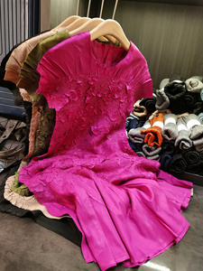 Thiết kế ý nghĩa của phụ nữ thanh lịch đi lại ngắn tay handmade xếp chồng lên nhau hoa crewneck Top lỏng giảm béo Chiều dài sàn - Product Image 2