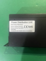 Cerdas 19 "PDU IEC C13/C19 Schuko NEMA outlet tampilan LCD 1 fase pengendali jarak jauh peralatan distribusi daya