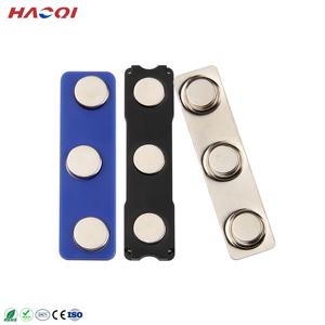 شارة مغناطيسية عالية الجودة مستطيلية مربعة الاسم شارة مغناطيسية شعار مخصص - Product Image 1