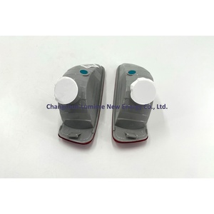 Reflector trasero luz <span class=keywords><strong>antiniebla</strong></span> trasera para luz de freno Dodge Journey <span class=keywords><strong>Jeep</strong></span> Compass Grand Cherokee WK <span class=keywords><strong>Patriot</strong></span> 57010716AC 57010717AC - Product Image 4