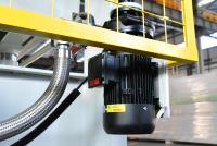 Presse hydraulique industrielle haute pression pour le contreplaqué, le MDF, le bois stratifié, le placage, la fabrication de panneaux de porte multicouches