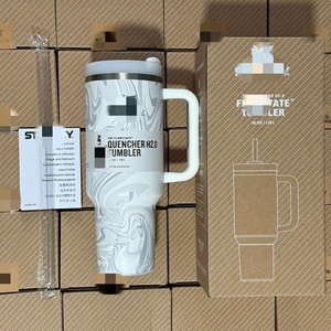 Nuevo Vaso Térmico Stanley de Acero Inoxidable de 40oz, Doble Pared, Gran Capacidad para Deportes al Aire Libre, Venta al Por Mayor - Product Image 3