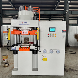 Presse hydraulique à quatre colonnes de 315 tonnes pour le poinçonnage des métaux et le pressage à chaud des produits en caoutchouc - Product Image 2