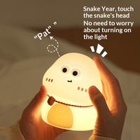 Veilleuse LED Serpent en Silicone Souple, Rechargeable USB, Multicolore, Décorative, Cadeau, pour Table et Chambre à Coucher (Vente en Gros)