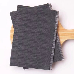 Tapete desechable OEM para mesa de manicura, 33x45cm, negro, impermeable, para uso en salones de belleza - Product Image 3