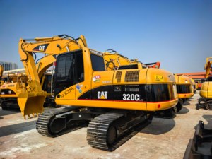 Excavatrice CAT 320CL d'occasion, performances fiables, engin lourd Cat320CL, prix avantageux en promotion. - Product Image 2