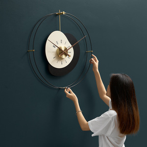 Reloj de Pared de Estilo Nórdico Wozoom, Reloj de Pared Grande de Arte Nórdico, Decoración Moderna y Minimalista para Sala de Estar, Reloj Analógico Extra Grande con Funcionamiento a Pilas - Product Image 2