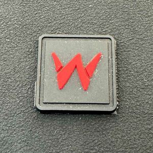 Patch PVC 3D souple personnalisé avec logo de marque, conception sur mesure, badge en caoutchouc souple PVC, à coudre ou thermocollant, sans minimum de commande - Product Image 2