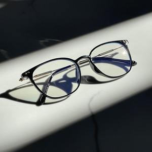 LMA 9531 Retro Blue Light Blocking Glasses Metal Optical Eyewear Ultra Light TR90 <b>Frame</b> Designer Square <b>Eyeglasses</b> Custom Logo - Product Image 2