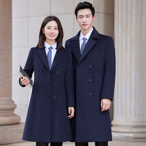 معطف صوف احترافي سميك بتصميم مخصص للرجال والنساء، بقصة ضيقة ومزدوج الصدر، مناسب كزي رسمي للاستقبال في الفنادق وللأعمال والتنقل اليومي - Product Image 1