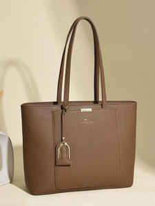 Bolsos cruzados de diseño de moda, bolsos de hombro de cuero PU de alta calidad, bolsos de mano casuales de lujo para mujer - Product Image 2