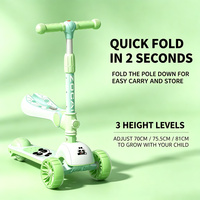 Trottinette pour tout-petits avec siège pliable, design panda, roues lumineuses en PU, frein arrière, plateau PP+GF, TPE, 50 kg