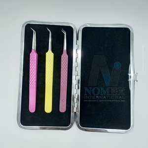 Pince à épiler personnalisée à pointe diamantée à 45 degrés, en acier inoxydable thermolaqué, pour extensions de cils et soins personnels - Product Image 3