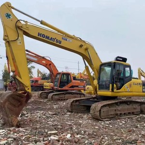 Excavadora Komatsu PC220 de 22 Toneladas, Usada, con Accesorio de Cucharón Hidráulico - Product Image 2