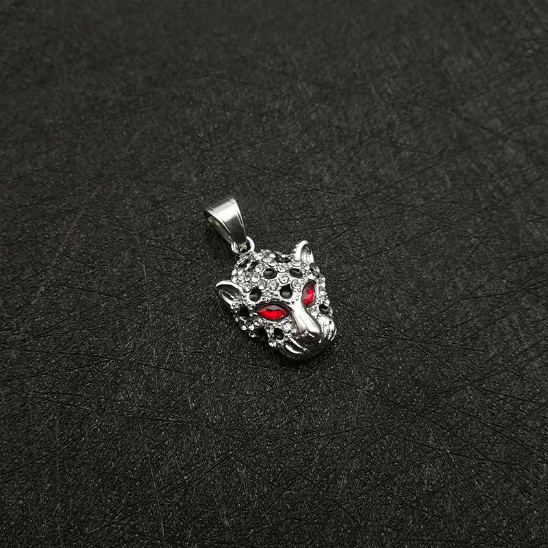 Pendentif unique yeux rouges argentés