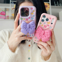 Coque de téléphone portable en silicone avec support romantique motif nœud de dessin animé pour iPhone 17 16 15 Pro Max, support papillon mignon, coque arrière en caoutchouc