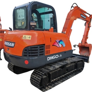 DH60-7 Doosan กับเครื่องยนต์ EPA Kubota เครื่องขุดตีนตะขาบที่ใช้ในสภาพที่ดีโดยมีส่วนประกอบหลักมอเตอร์และปั๊ม - Product Image 1