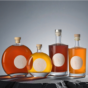 Bouteilles en verre transparentes vides <span class=keywords><strong>de</strong></span> 100 ml, 250 ml, 500 ml, 750 ml pour boissons alcoolisées, vodka, brandy, whisky, rhum, gin, spiritueux, avec bouchon - Product Image 2