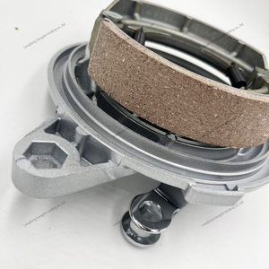 Accessoires de moto de coulée <span class=keywords><strong>en</strong></span> alliage de haute qualité couvercle de moyeu de moto arrière CGL assemblage de couvercle de moyeu arrière prix d'usine <span class=keywords><strong>prof</strong></span> d'eau - Product Image 4