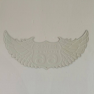 Insegna in Metallo Retrò con Goffratura Route 66, Insegna Storica Vintage Route 66 per Garage, Bar, Man Cave - Product Image 3