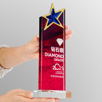 Trophée en cristal étoile à cinq branches de haute qualité, imprimé et gravé en 3D, idéal pour les trophées de football, de marathon et les récompenses d'entreprise